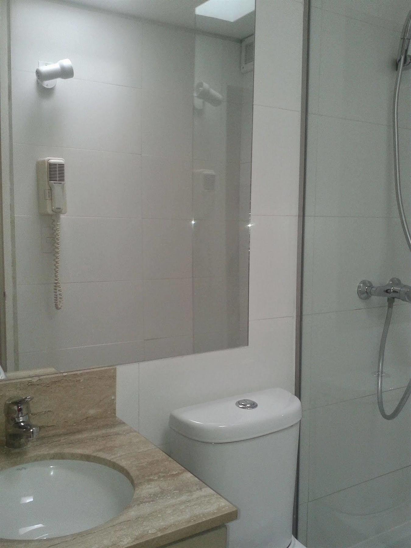 Rent A Bustamante 3*