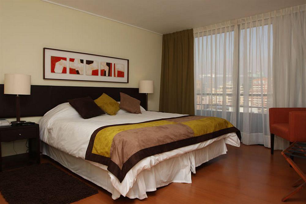 Rent A Bustamante Aparthotel Santiago