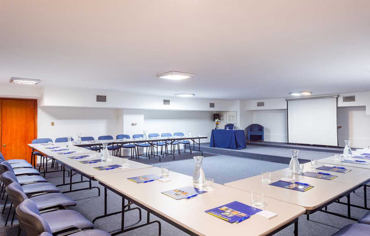 Aparthotel Rent A Bustamante